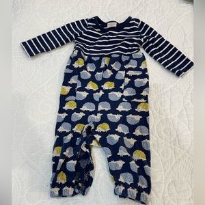 Hanna Andersson jumpsuit - hedgehogs